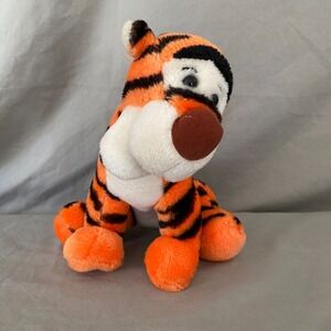 Vintage Walt Disney Disneyland 9 in Tigger Plush Stuffed Animal Late 90's